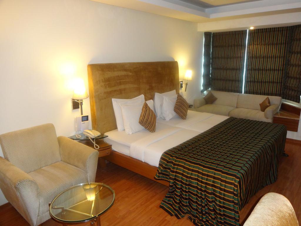 Ohris Banjara Hyderabad Exterior foto