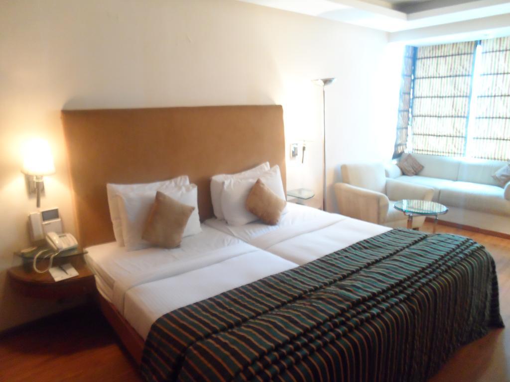 Ohris Banjara Hyderabad Exterior foto